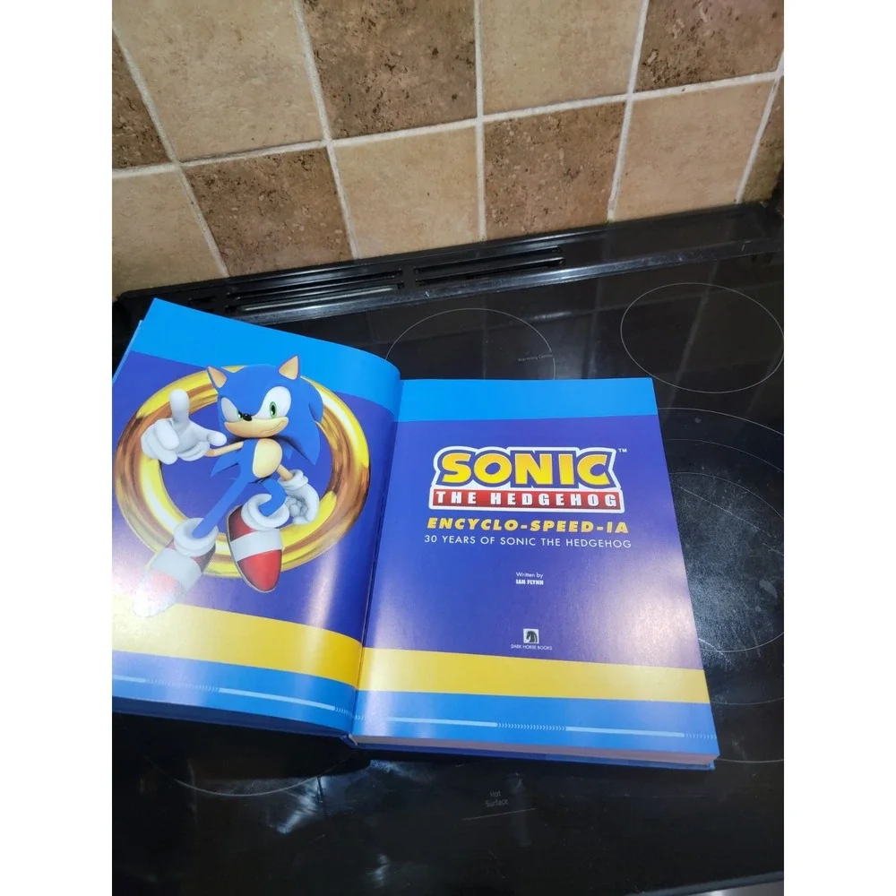 Sonic the Hedgehog Encyclo-Speed-ia by Ian Flynn and SEGA (2021, Hardcover)